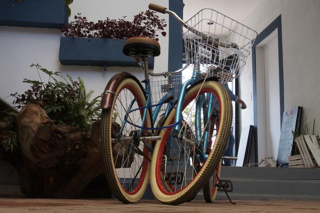 Хостел Blue Bicycle House Керетаро Экстерьер фото